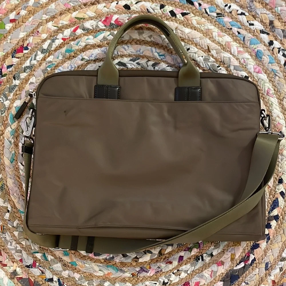 Tumi MacBook Air laptop bag